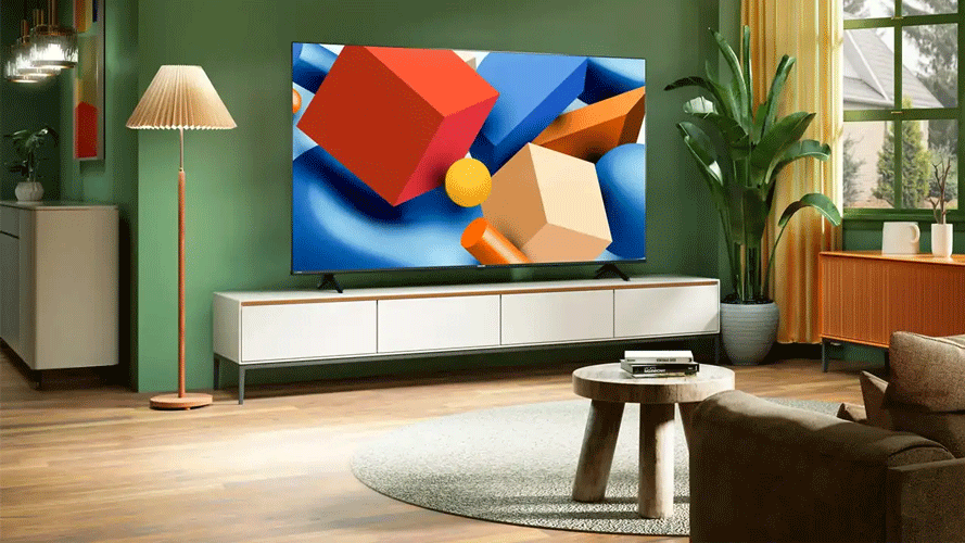 طراحی زیبای بدنه تلویزیون 70 اینچ هایسنس مدل A61K